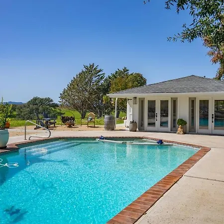 Paso Wine Country Hilltop Casita-Pool, By Wineries
